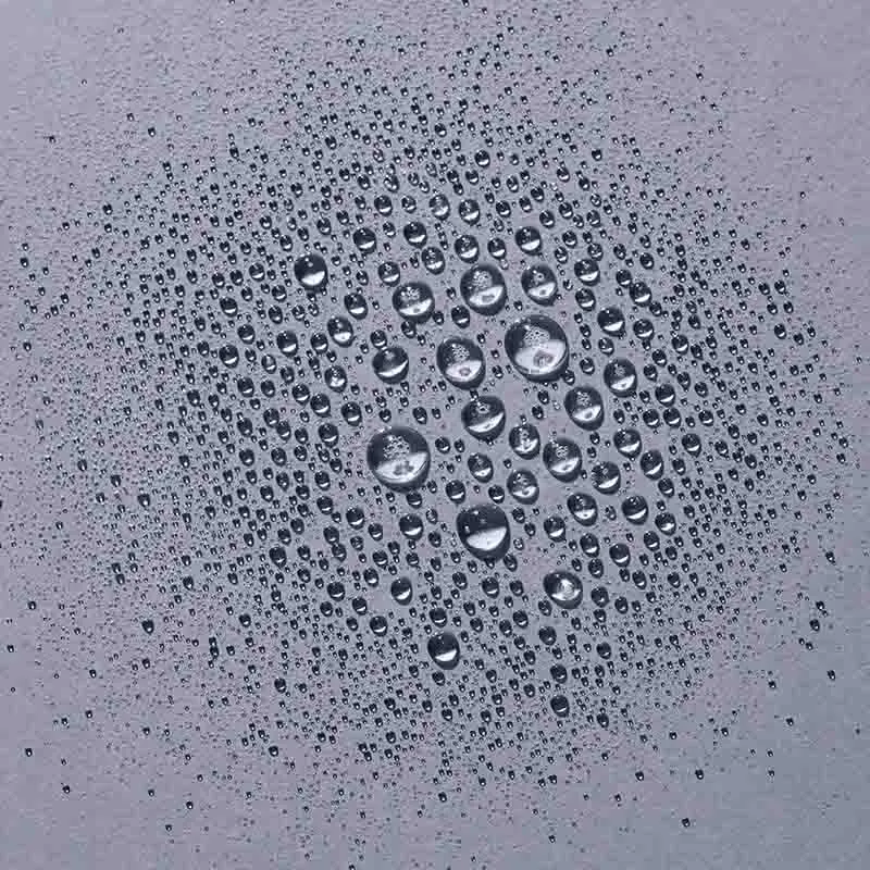 texture  rafraichissante et senteur mentholée texture  rafraichissante et senteur mentholée