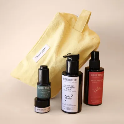 Trousse Rivedroite, soins démaquillant, brume tonifiante visage, baume à lèvres nourrissant