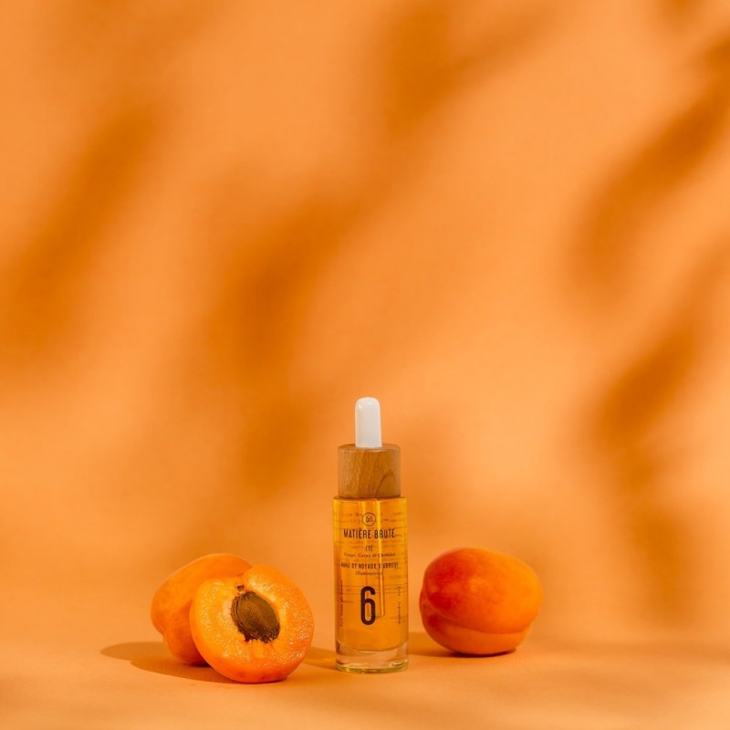 L'huile d'abricot : composition, utilisation et bienfaits pour la