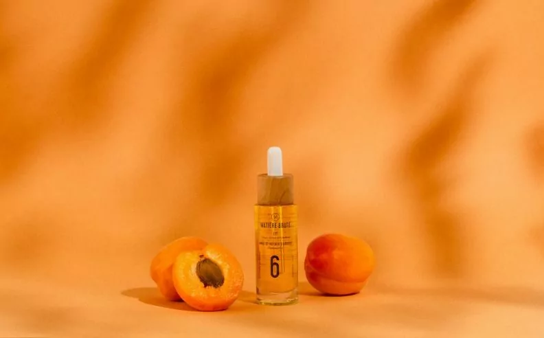 huile d'abricot produit par Matière Brute Lab