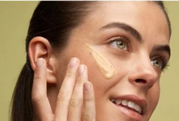 Antiride naturel : nos conseils et routines pour votre visage
