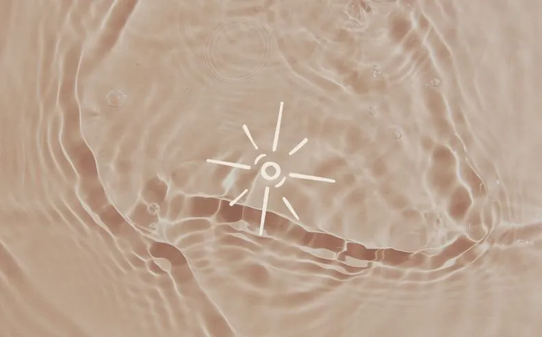 Zoom brut sur de l'eau et le picto bonne mine