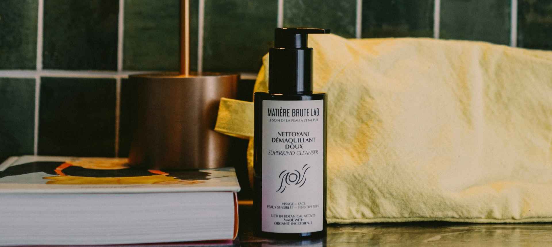 Nettoyant et Démaquillant Doux
