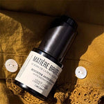 Sérum visage bio Antioxydant nourrit, préserve la peau des agressions extérieures et du vieillissement prématuré lié au stress oxydatif, agit comme antioxydant puissant.