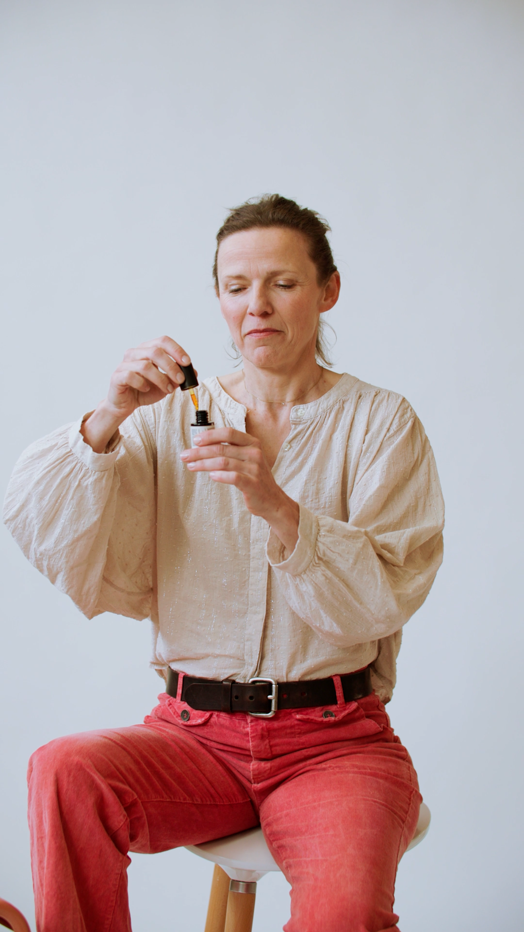 Signature olfactive par Alexandra Kosinski, Parfumeur du Sérum Bonne Mine Bio - Peaux déshydratées | Matière Brute Lab