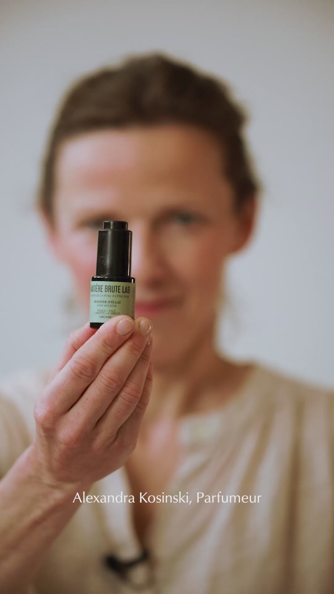 Signature olfactive par Alexandra Kosinski, Parfumeur du Booster d'Éclat Bio - Peaux sèches | Matière Brute Lab